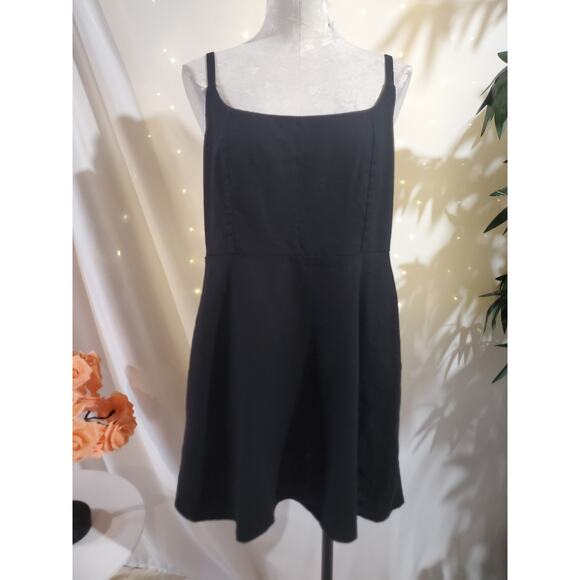 Old Navy NWT Womens Linen Blend Mini Cami Dress Size LP Black Pockets Minimalist - Picture 1 of 13